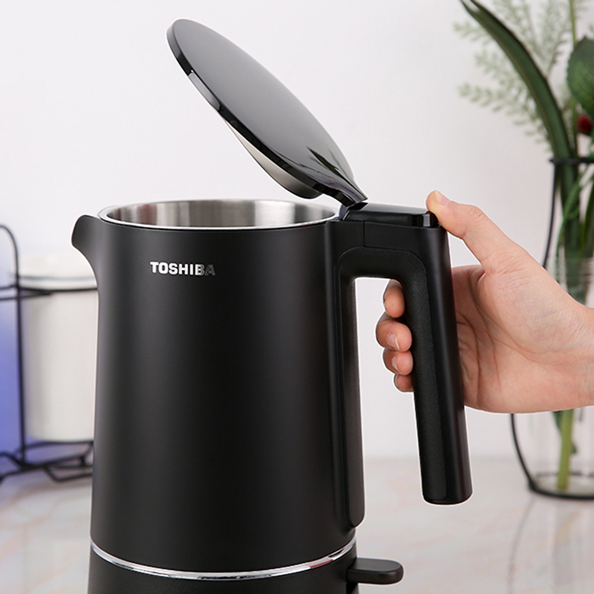 Bình Đun Siêu Tốc Toshiba KT-15DS1NV