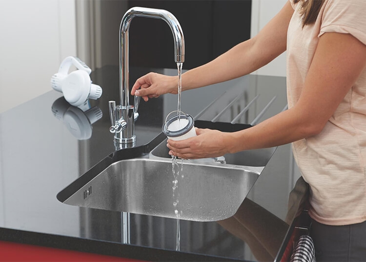 Máy Hút Bụi Cầm Tay Black Decker PV1820L-GB (18V) 8