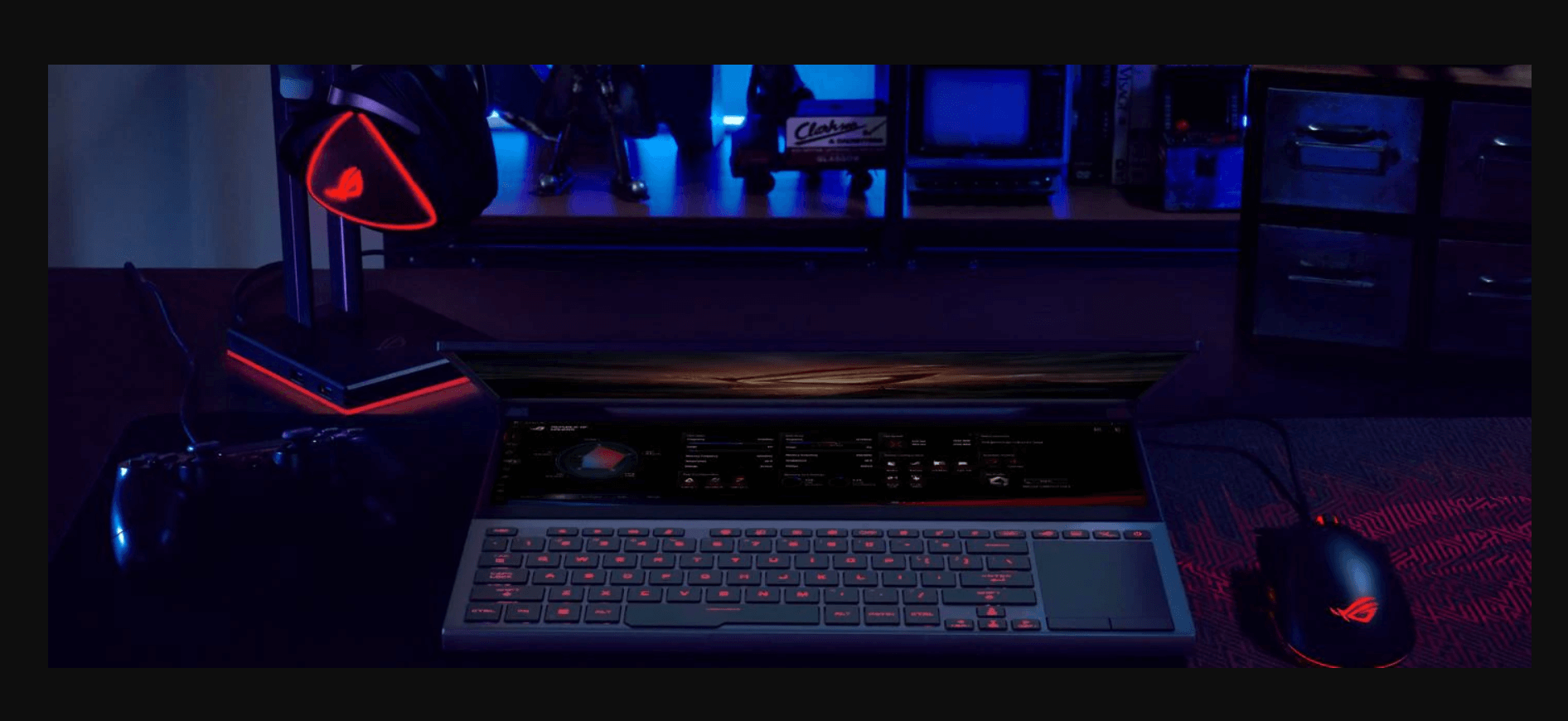 Laptop Asus ROG Zephyrus Duo 15 GX550LXS Core i7-10875H, RAM 32GB, SSD 512GB, NVIDIA GeForce RTX 2080 8 GB 10