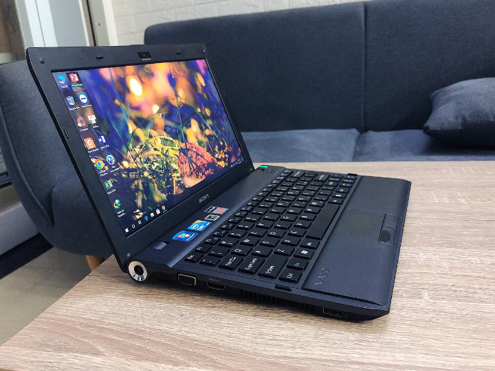 Laptop Sony Vaio VPCYA15FG Core i3-380UM, Ram 4GB, HDD 320GB, 11.6 Inch HD