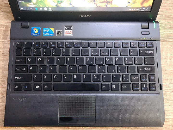Laptop Sony Vaio VPCYA15FG Core i3-380UM, Ram 4GB, HDD 320GB, 11.6 Inch HD