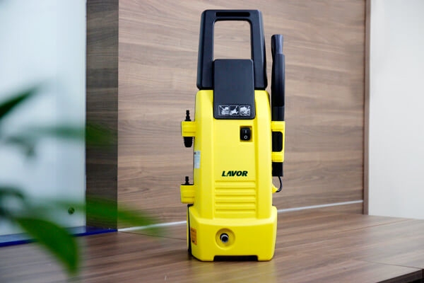 Máy phun áp lực nước Lavor ( Thương hiệu Italia ) NINJA PLUS 130 1