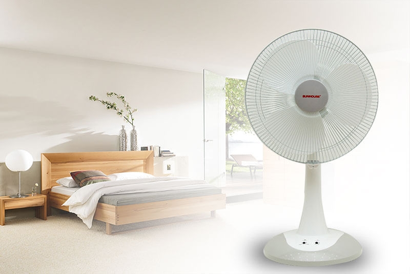 Quạt Lửng Sạc Tích Điện Sunhouse SH762 1