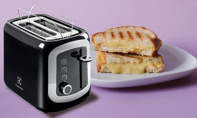 Máy Nướng Bánh Mì Electrolux ETS3505 4