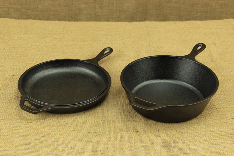 Combo Bộ Nồi Và Chảo Gang Lodge Đường Kính 26 cm