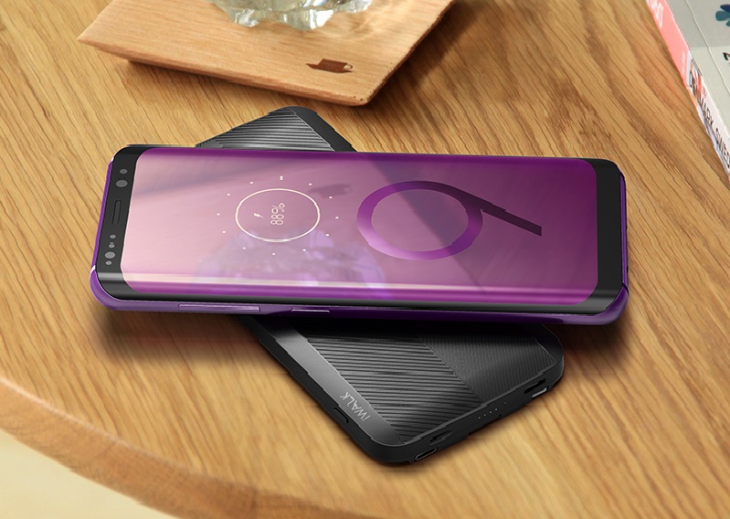 Sạc Dự Phòng Không Dây iWalk UBA8000 8000mAh 3