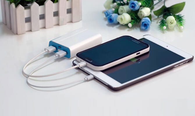 Pin Sạc Dự Phòng Arun 10400mah